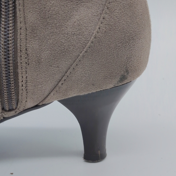 Apostrophe Carly Sz 7 Gray Heeled Boots - Picture 5 of 10